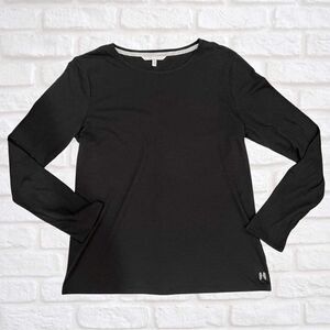 NEW VS Longsleeve Crewneck Tee in Black